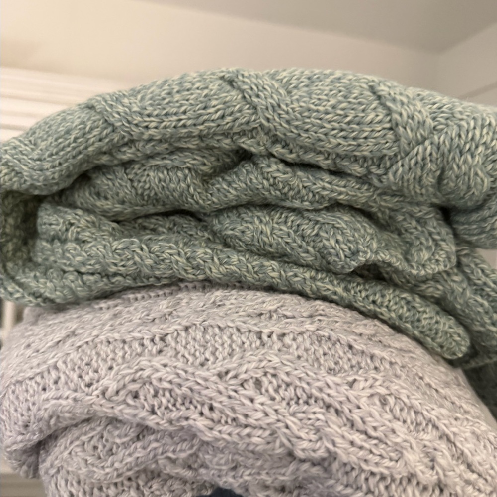 Blarney Woollen Mills Merino Aran Cable Sweater Seafoam NWT